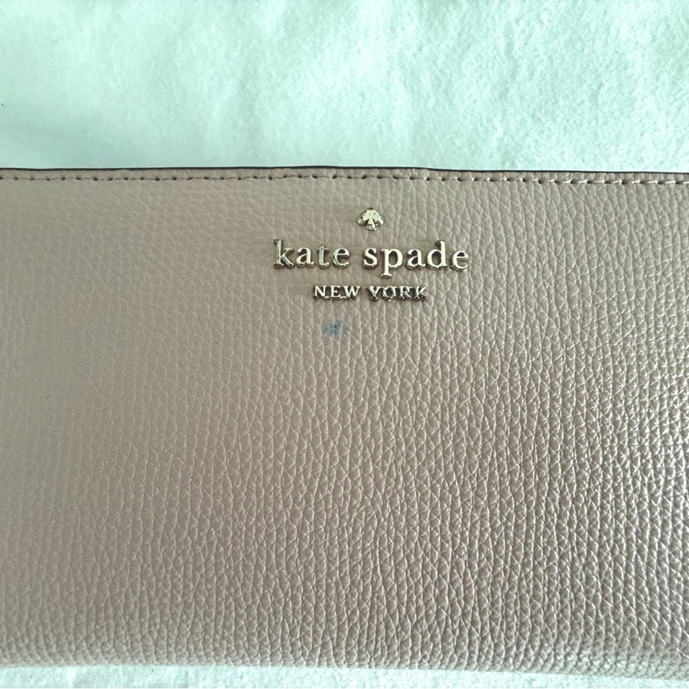 Kate Spade Pink Wallet - Picture 2 of 4